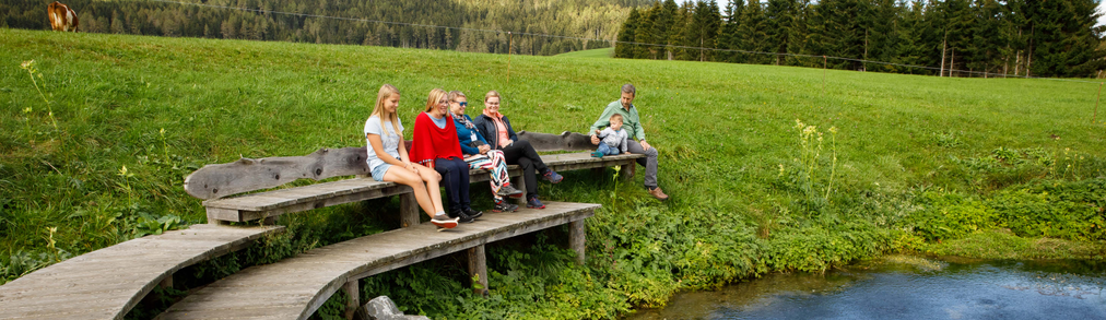 Familienweg / Gerd Neuhold Familienweg